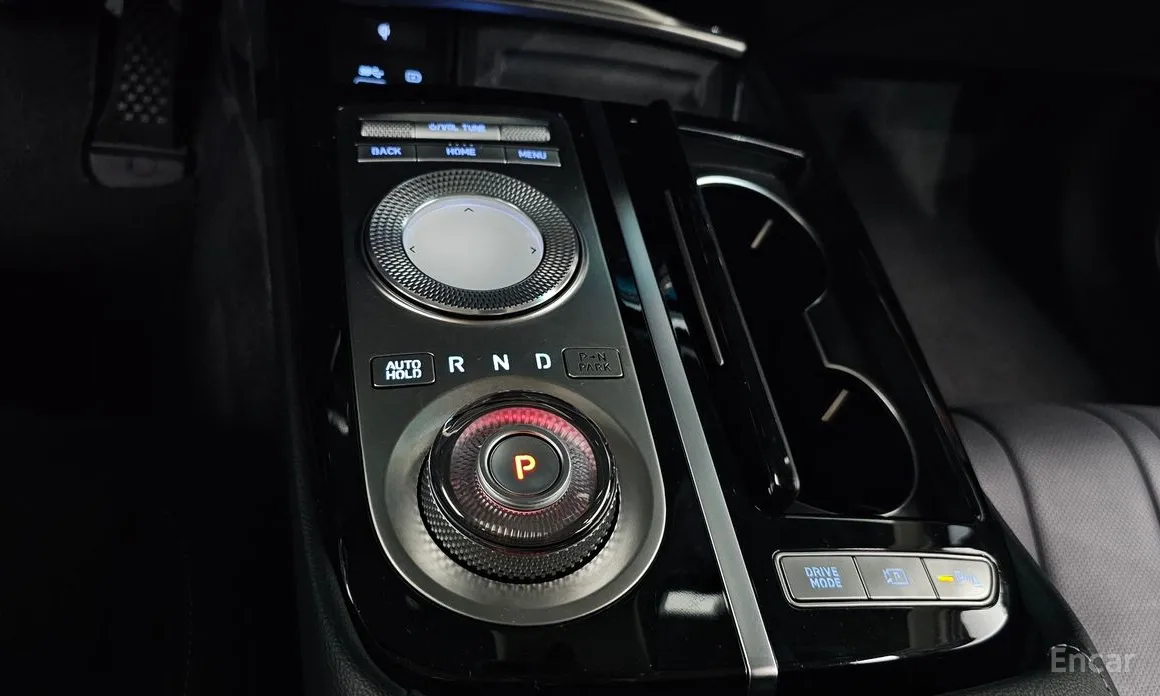 Фото 9 - Genesis G80