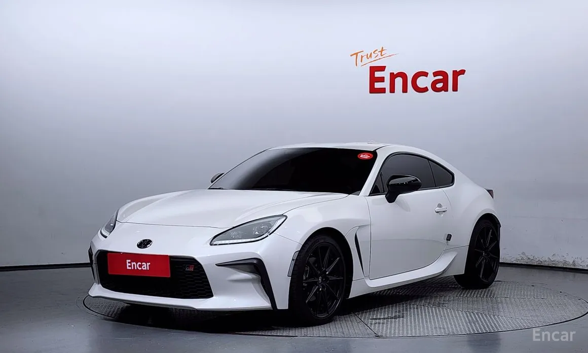 Фото 1 - Toyota 86