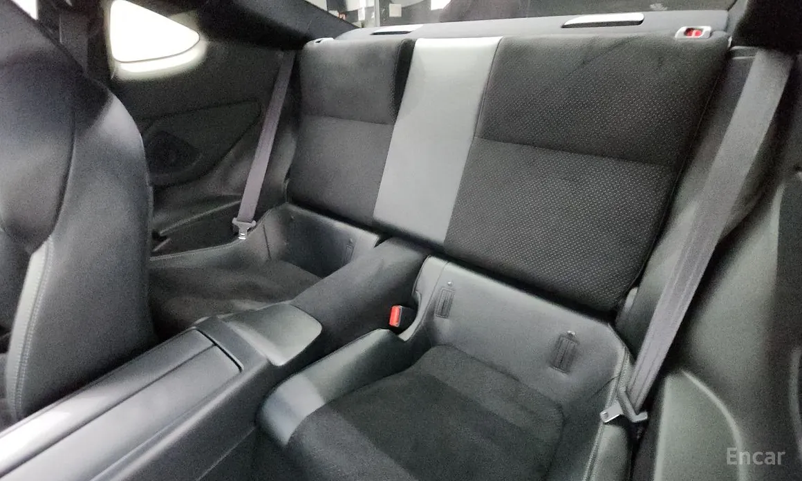 Фото 12 - Toyota 86