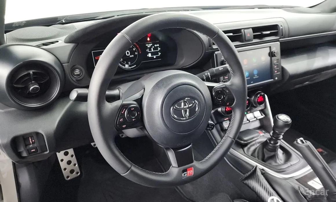 Фото 13 - Toyota 86