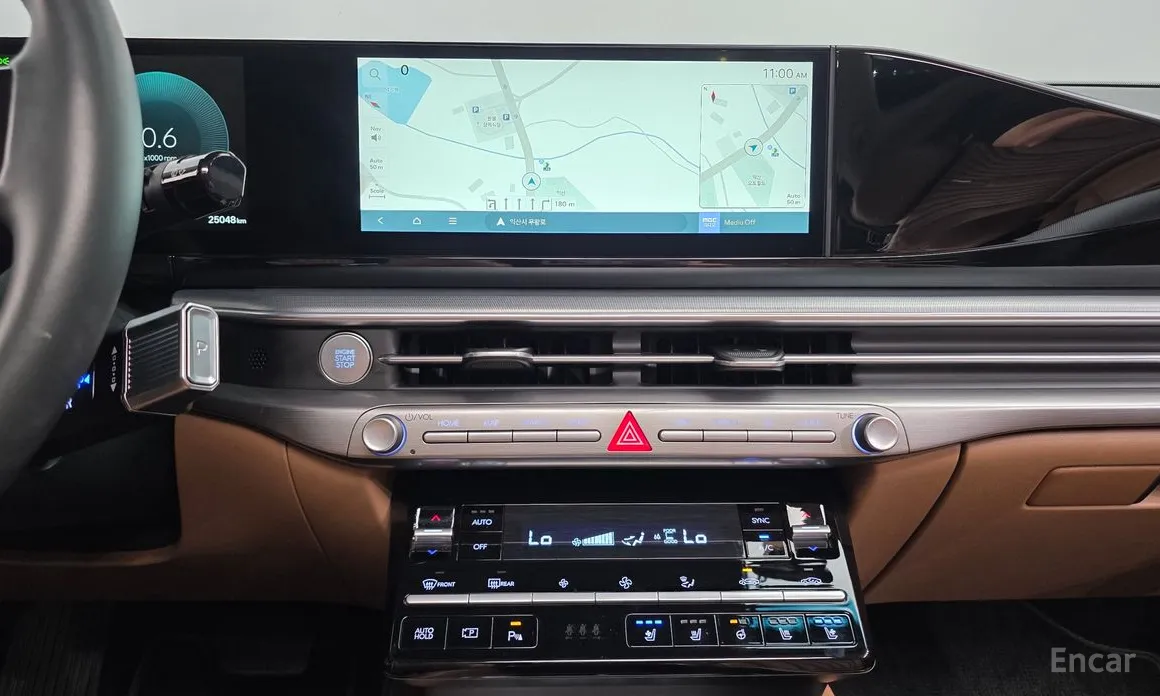 Фото 15 - Hyundai Grandeur