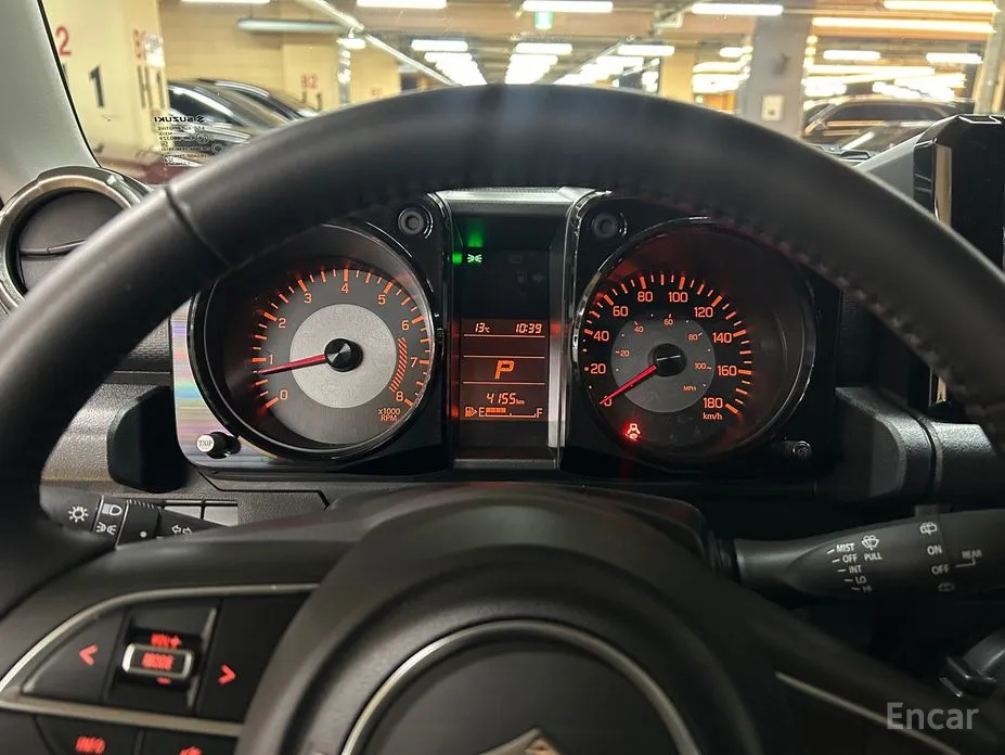 Фото 12 - Suzuki Jimny