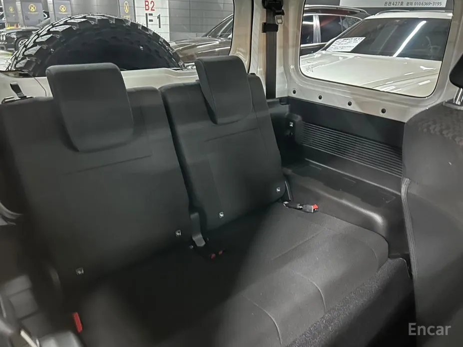 Фото 14 - Suzuki Jimny