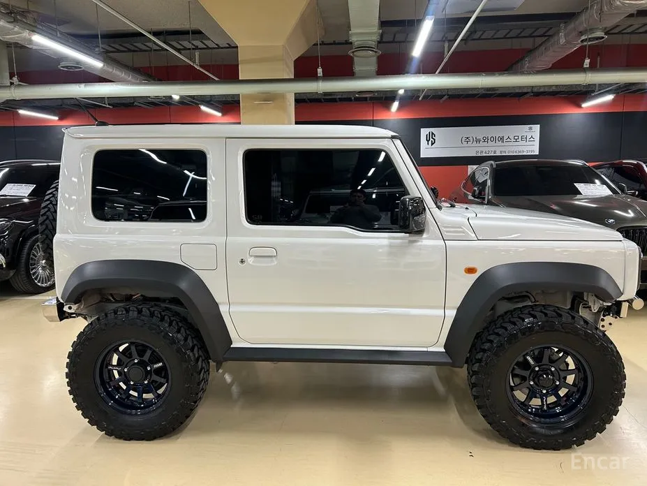 Фото 3 - Suzuki Jimny