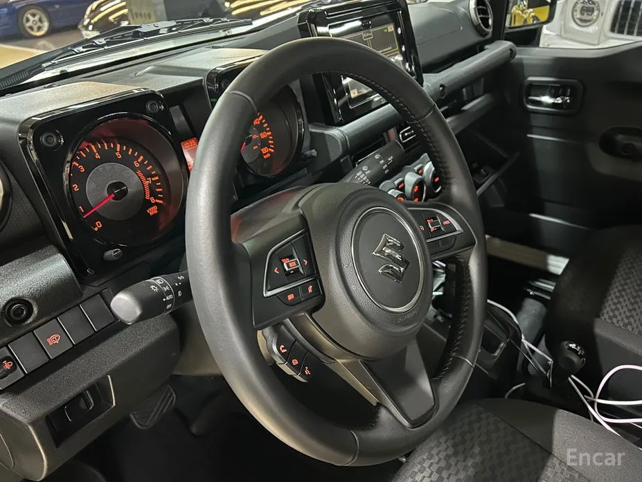 Фото 9 - Suzuki Jimny