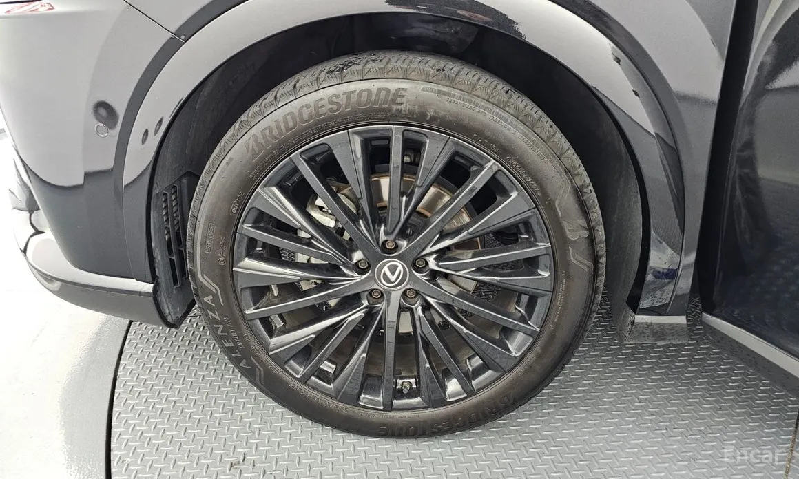 Фото 5 - Lexus RX