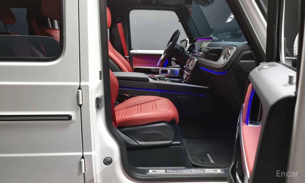 Фото 10 - Mercedes-Benz G-Class