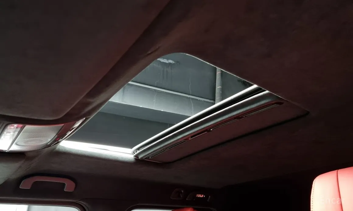 Фото 19 - Mercedes-Benz G-Class