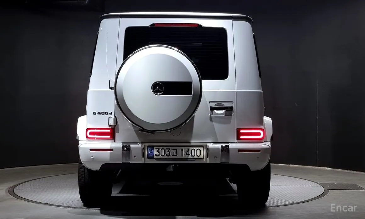 Фото 4 - Mercedes-Benz G-Class