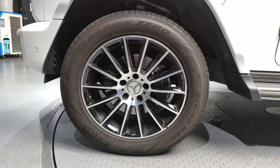 Фото 5 - Mercedes-Benz G-Class