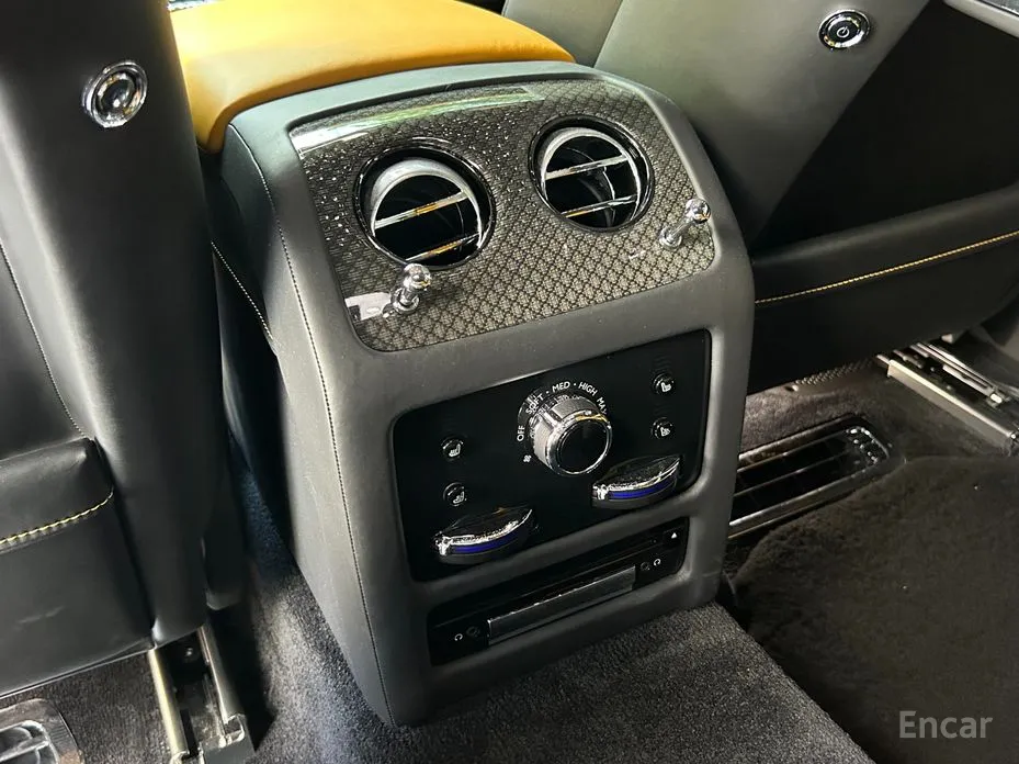 Фото 19 - Rolls-Royce Ghost