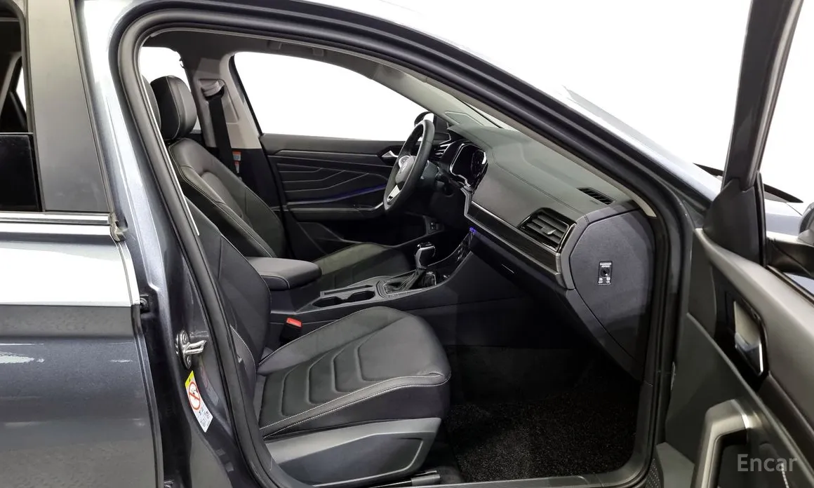 Фото 10 - Volkswagen Jetta