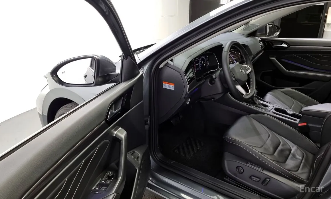 Фото 11 - Volkswagen Jetta