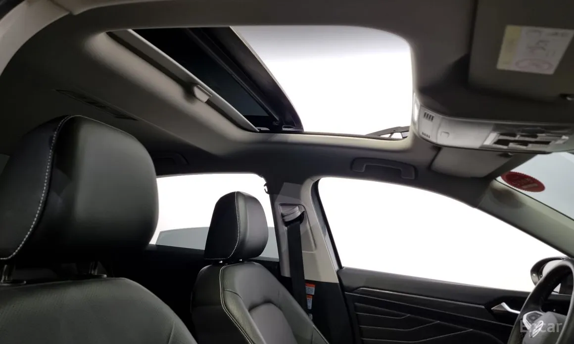 Фото 20 - Volkswagen Jetta