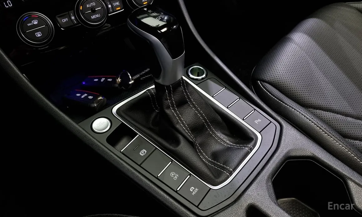 Фото 9 - Volkswagen Jetta