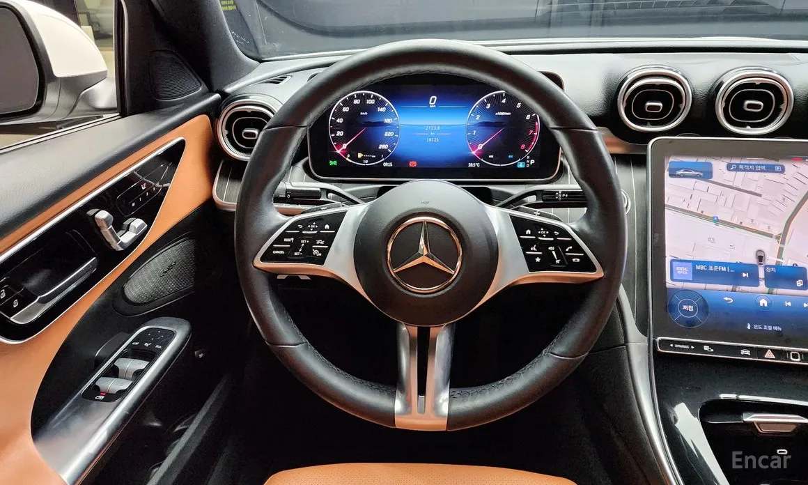 Фото 13 - Mercedes-Benz C-Class