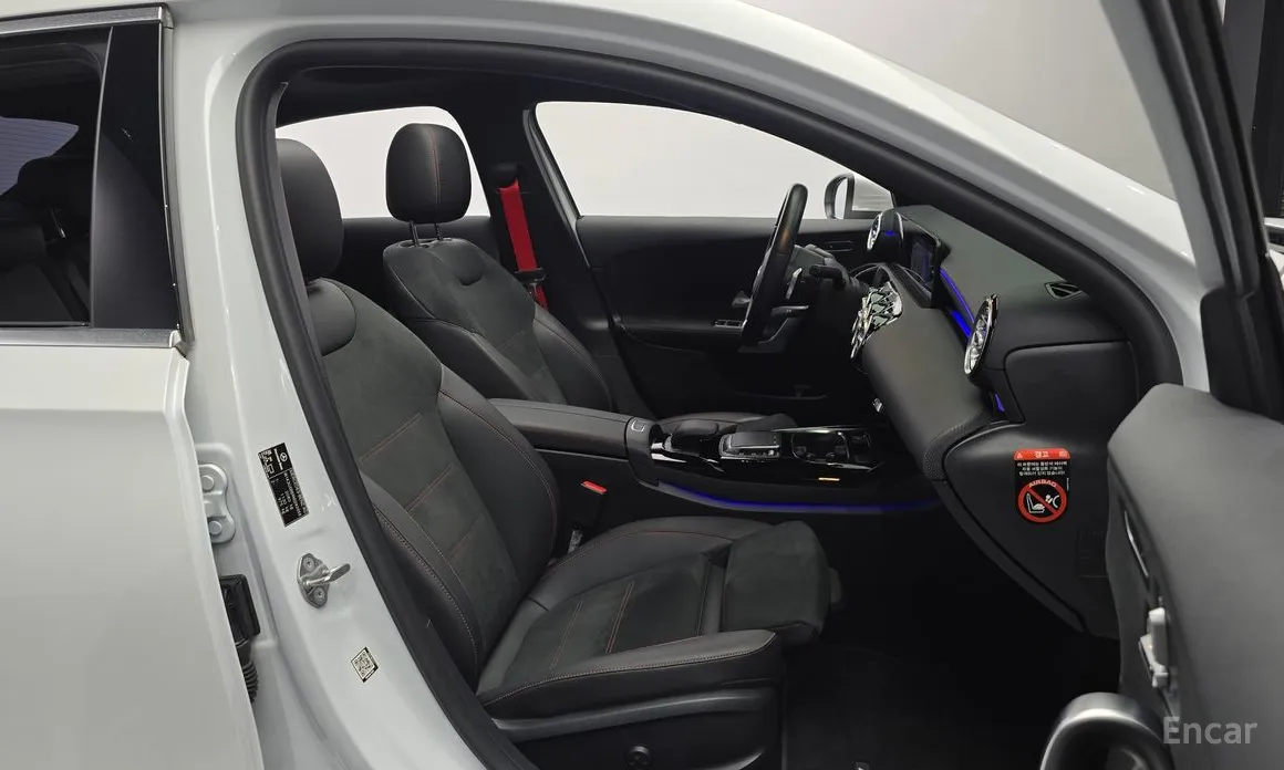 Фото 10 - Mercedes-Benz A-Class