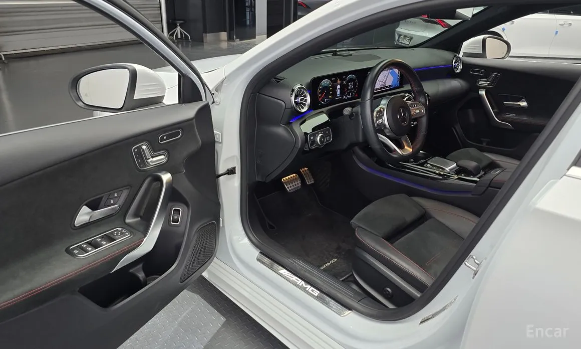 Фото 11 - Mercedes-Benz A-Class