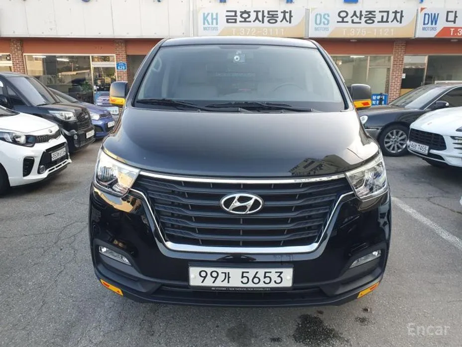 Фото 2 - Hyundai Starex