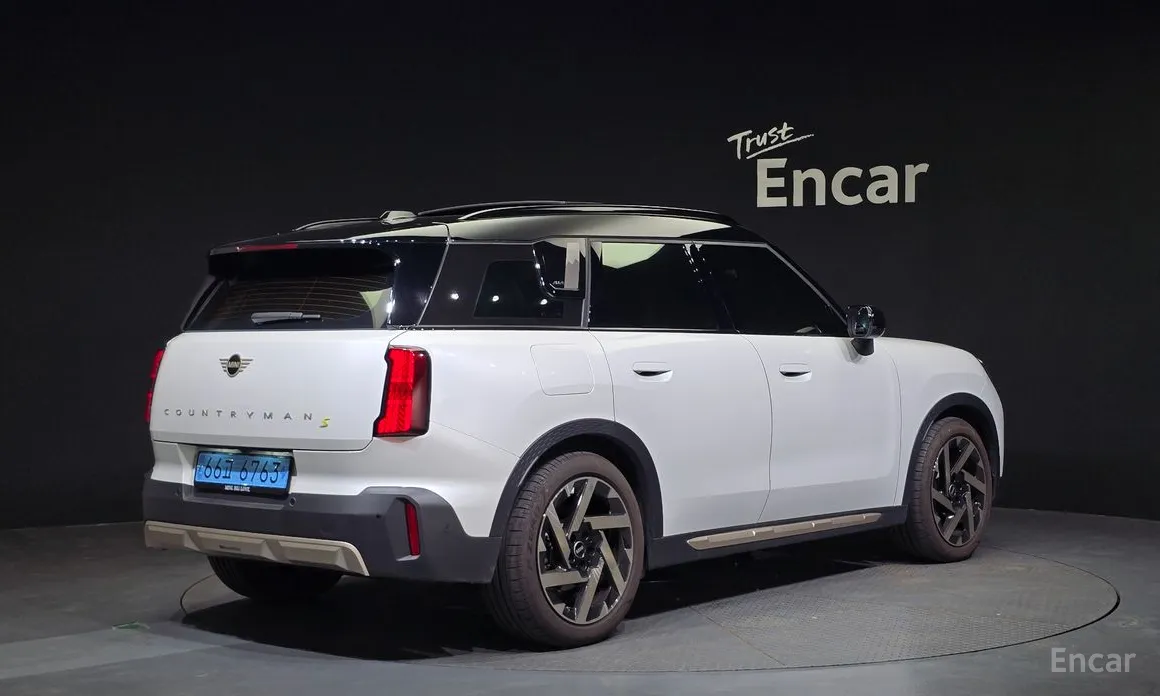 Фото 2 - Mini Countryman