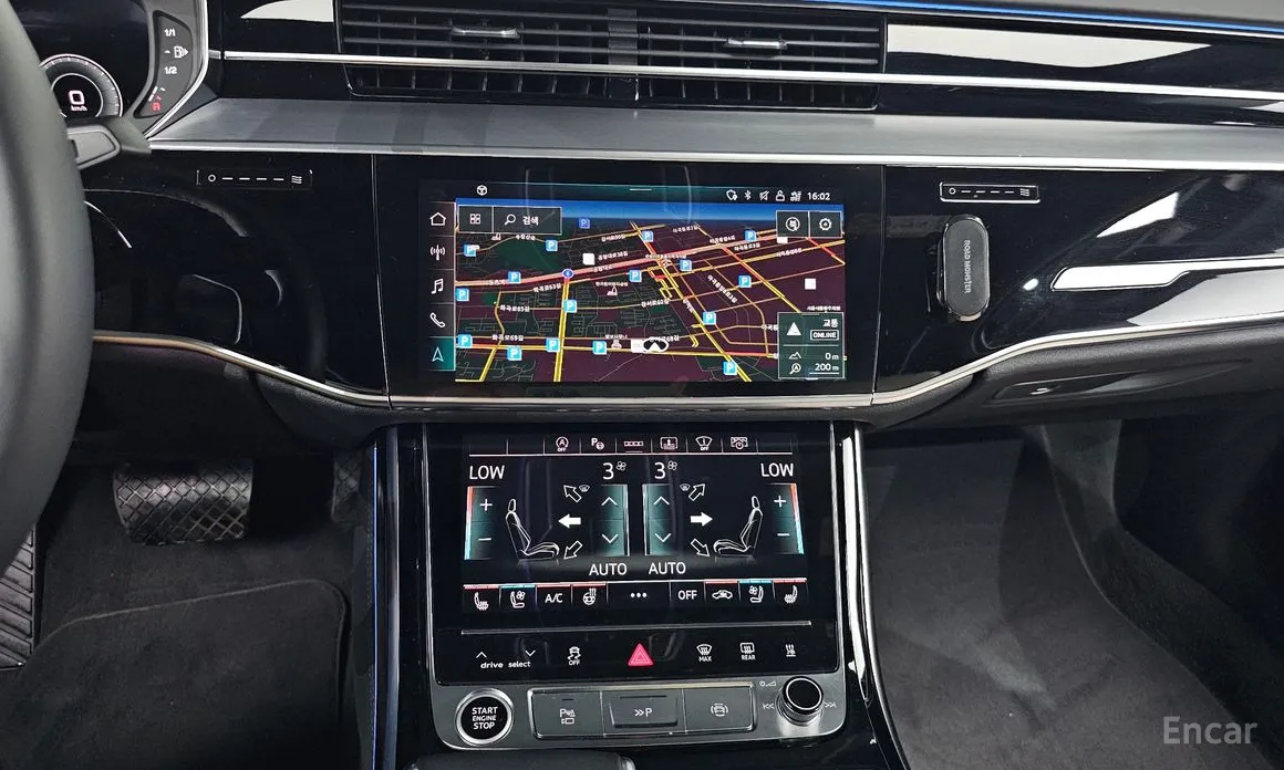 Фото 14 - Audi A8