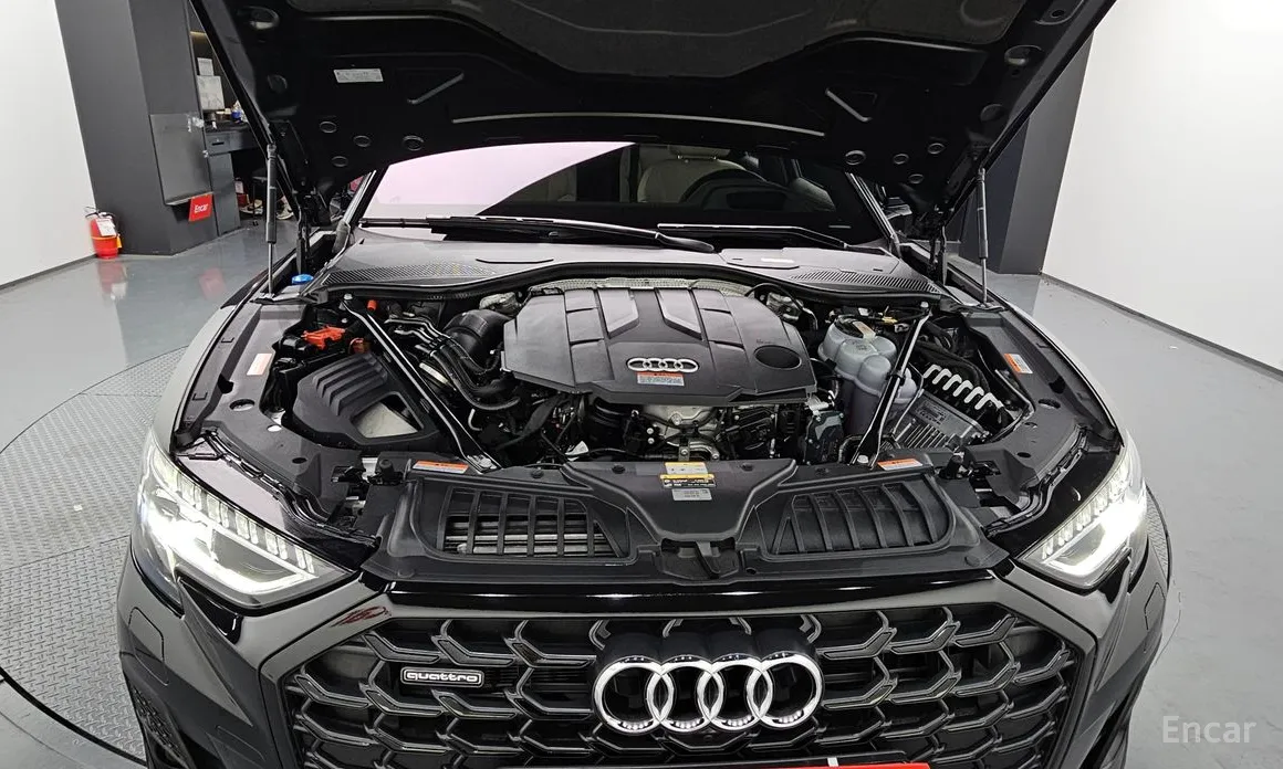 Фото 6 - Audi A8