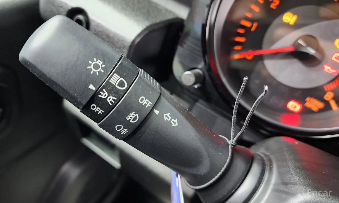 Фото 12 - Suzuki Jimny