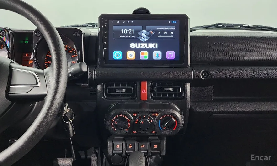 Фото 15 - Suzuki Jimny