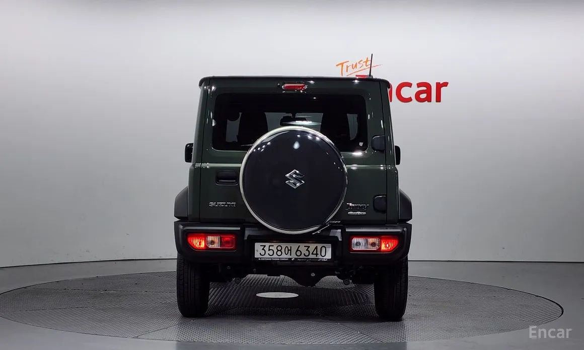 Фото 4 - Suzuki Jimny