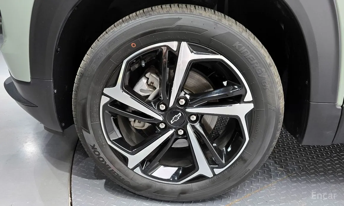 Photo 5 - Chevrolet Trailblazer