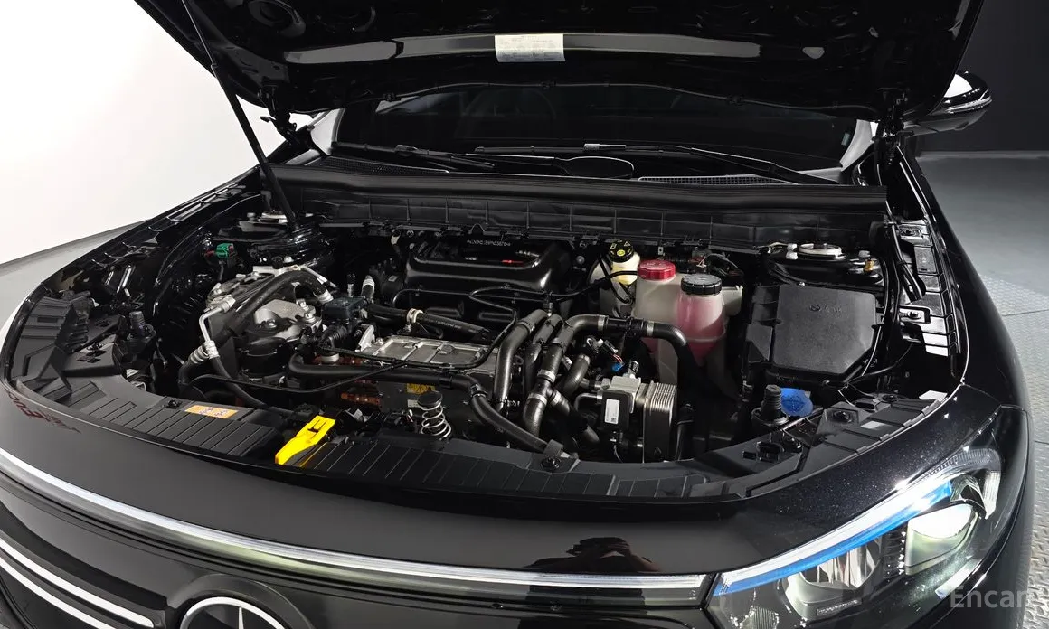 Фото 6 - Mercedes-Benz EQB