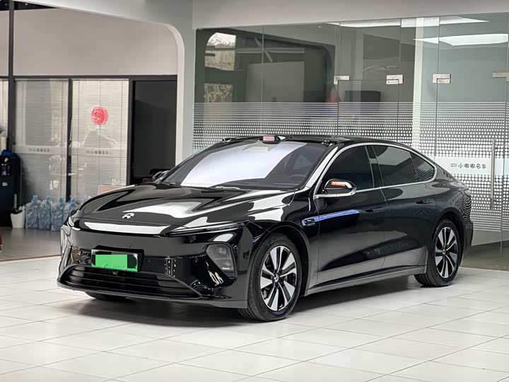 Фото 1 - Nio ET7