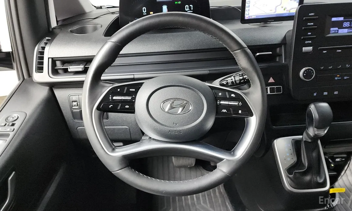 Фото 13 - Hyundai Staria