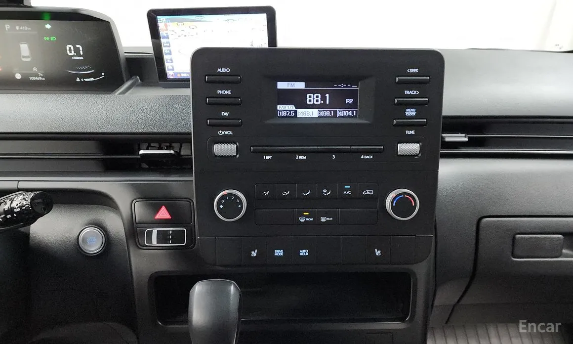 Фото 14 - Hyundai Staria