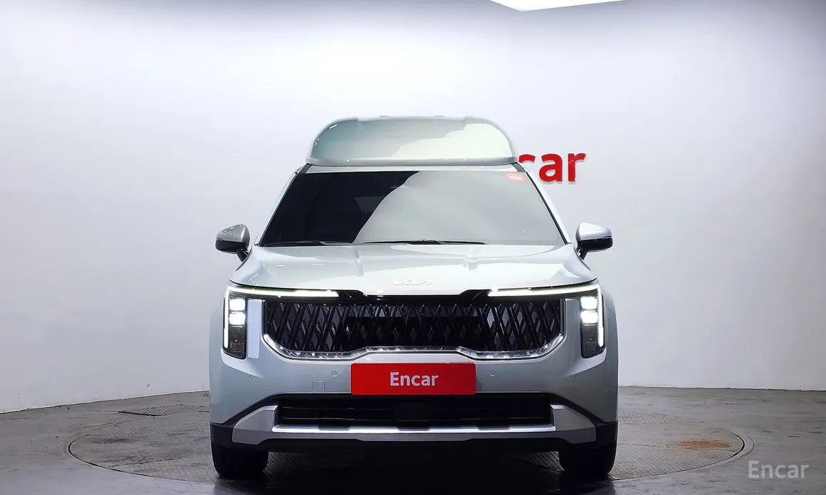 Фото 3 - Kia Carnival