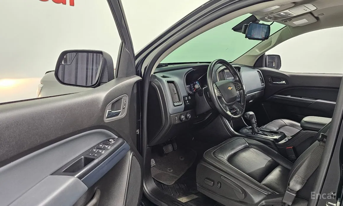 Фото 11 - Chevrolet Colorado