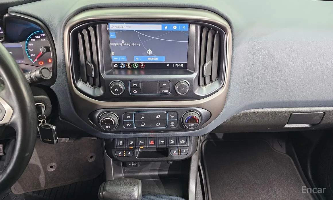 Фото 16 - Chevrolet Colorado