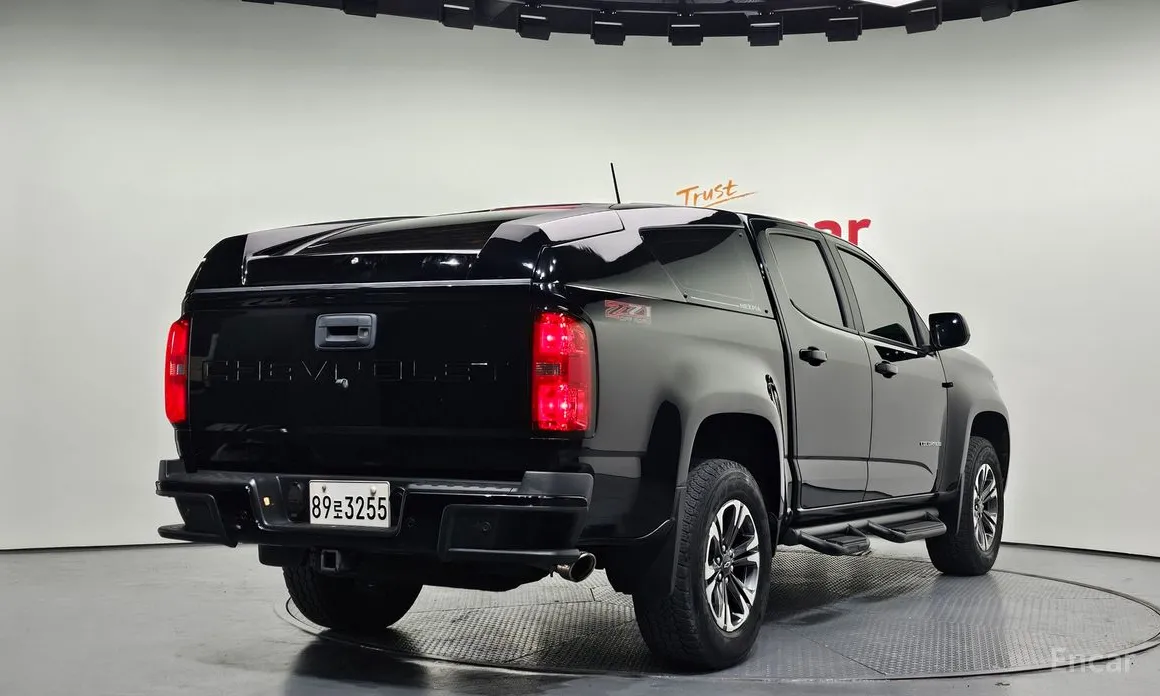 Фото 2 - Chevrolet Colorado