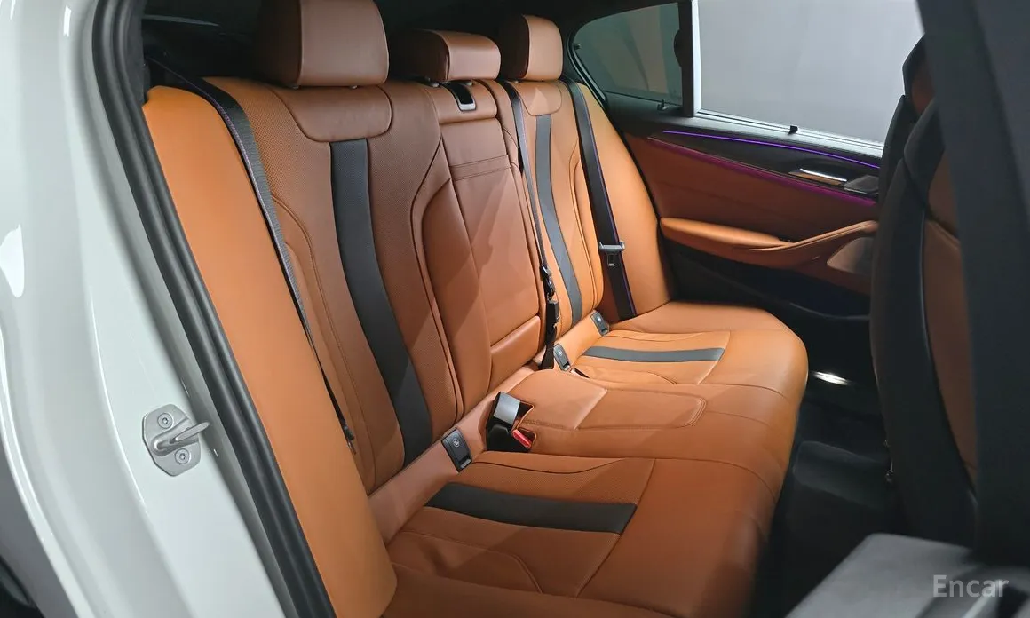 Фото 12 - BMW M5