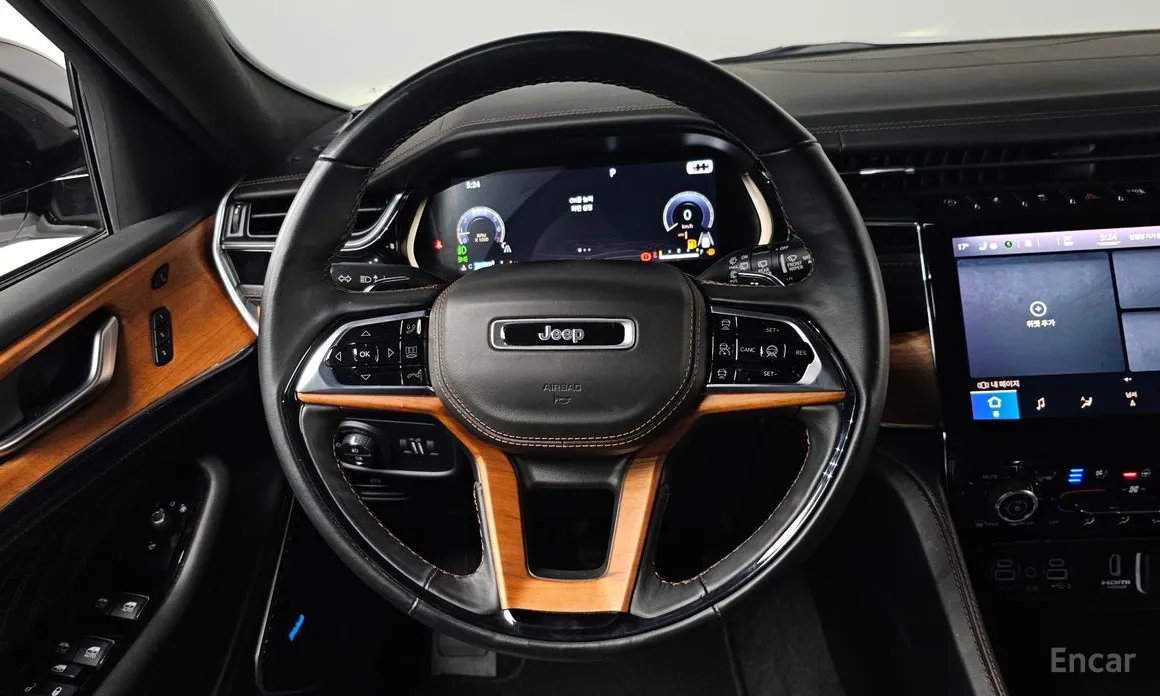 Фото 13 - Jeep Cherokee