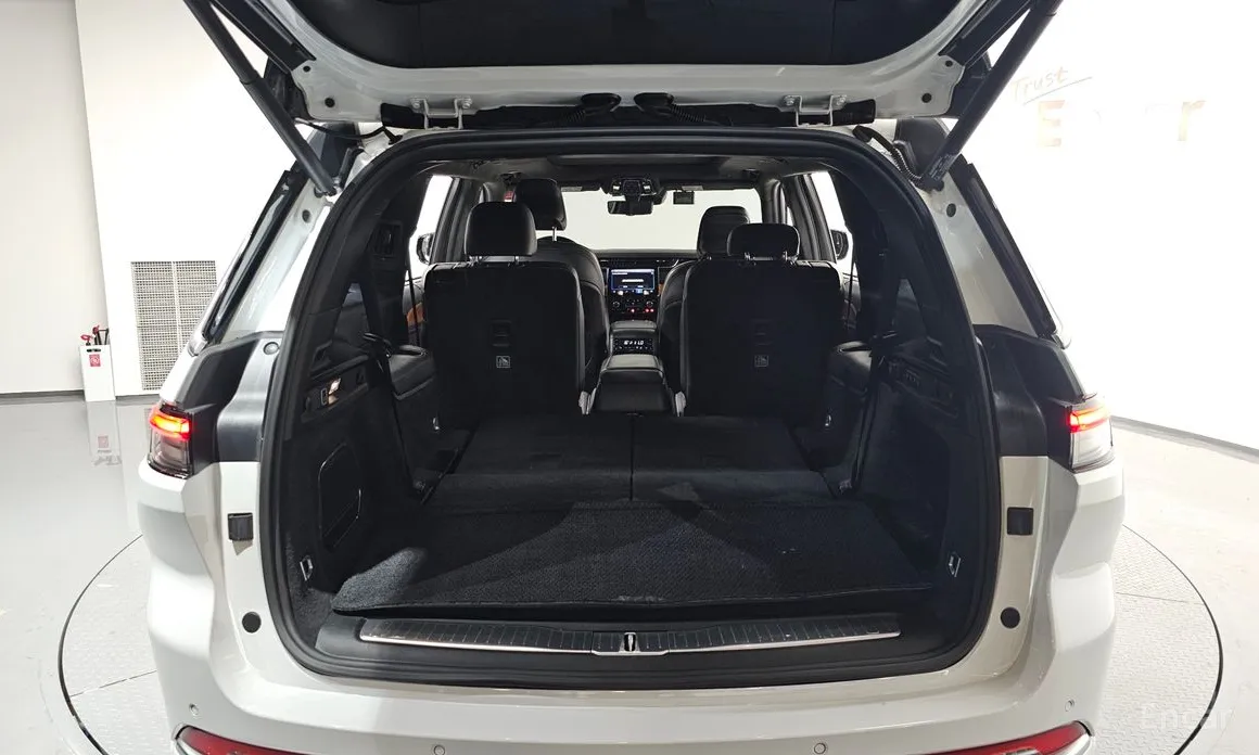 Фото 20 - Jeep Cherokee