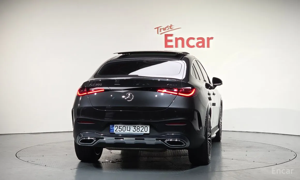 Фото 4 - Mercedes-Benz GLC-Class