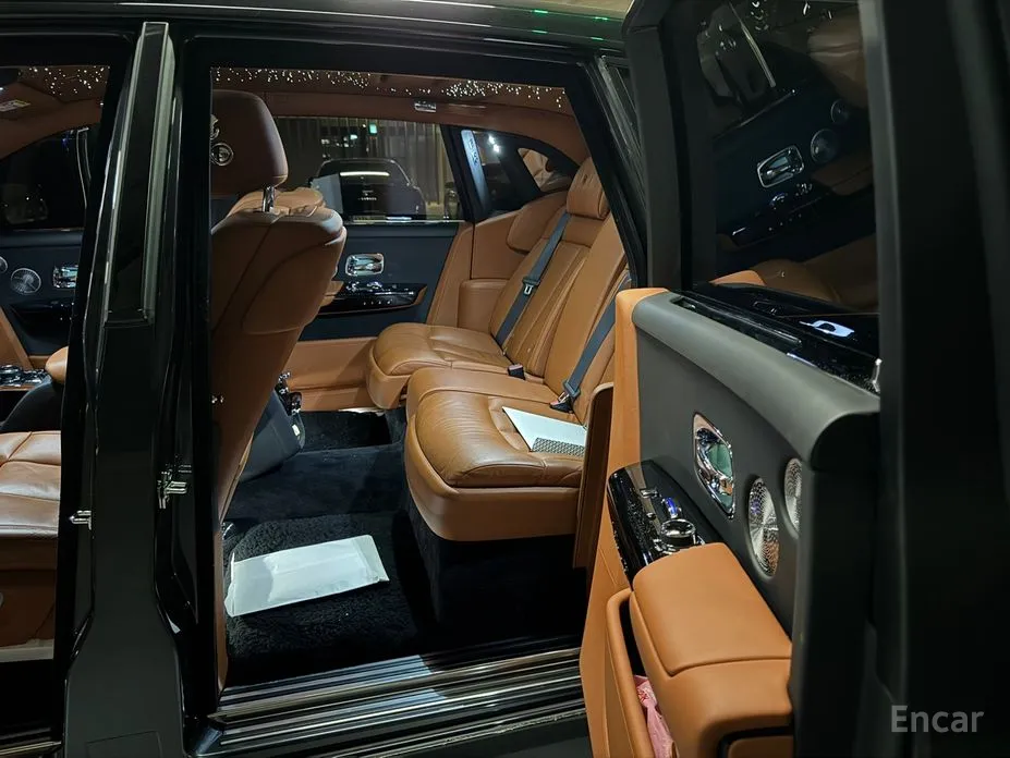 Фото 8 - Rolls-Royce Phantom