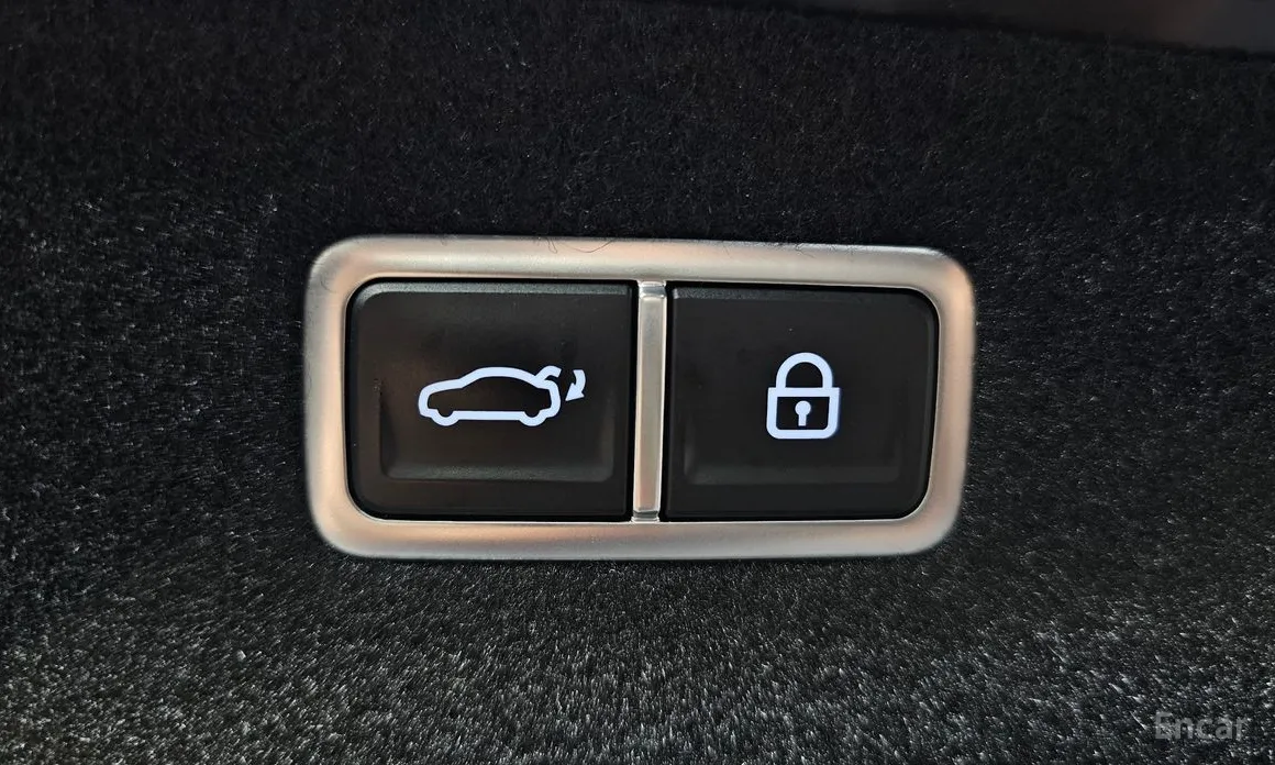 Фото 20 - Genesis G90