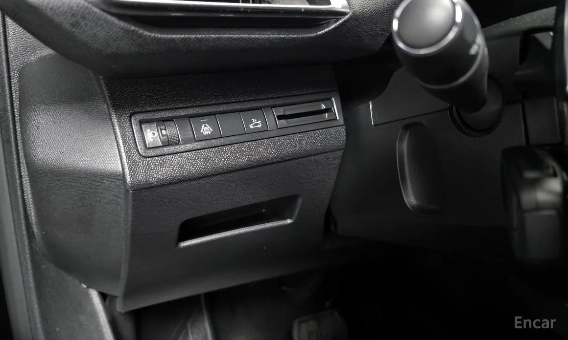 Фото 15 - Peugeot 5008