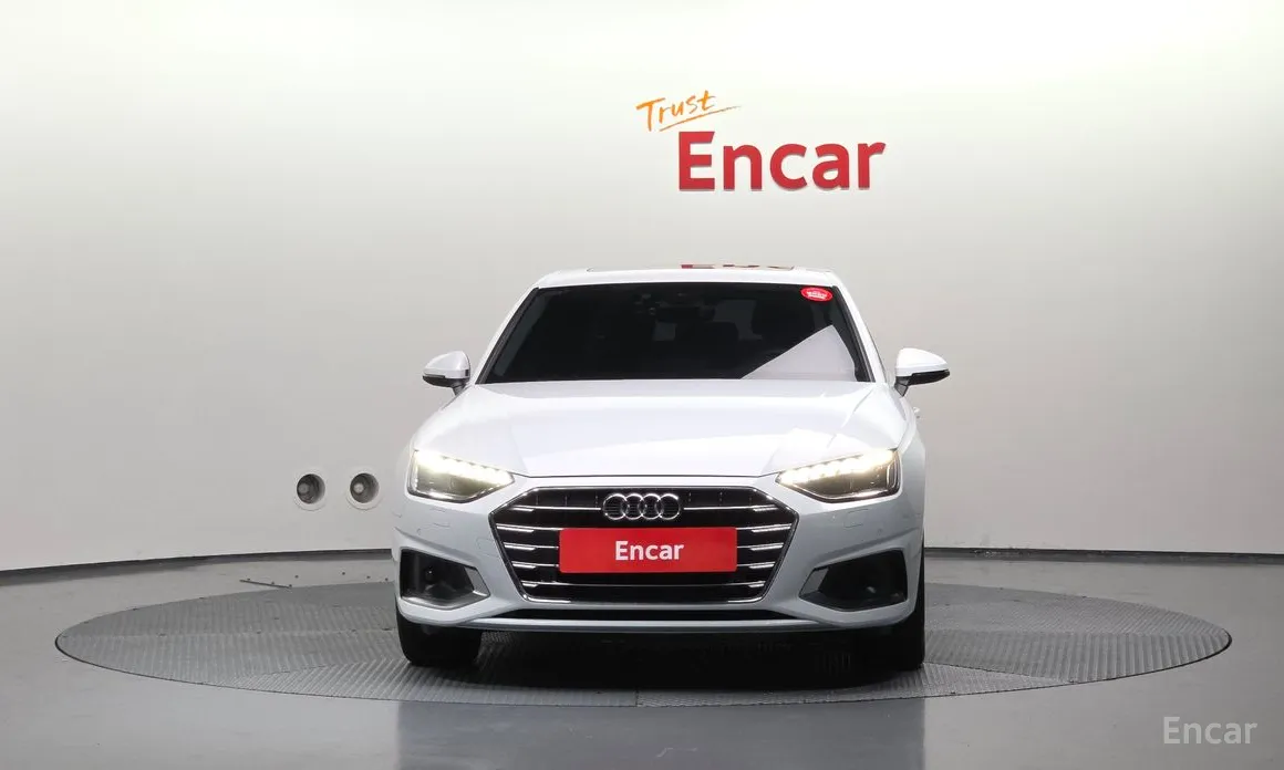 Фото 3 - Audi A4