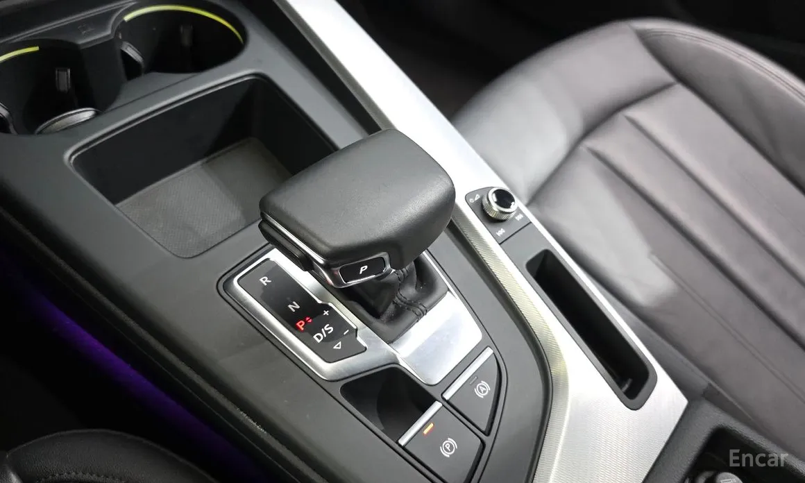 Фото 9 - Audi A4