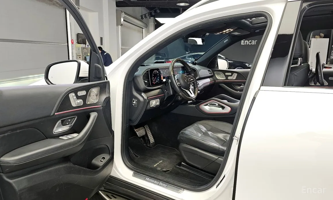 Фото 10 - Mercedes-Benz GLS-Class