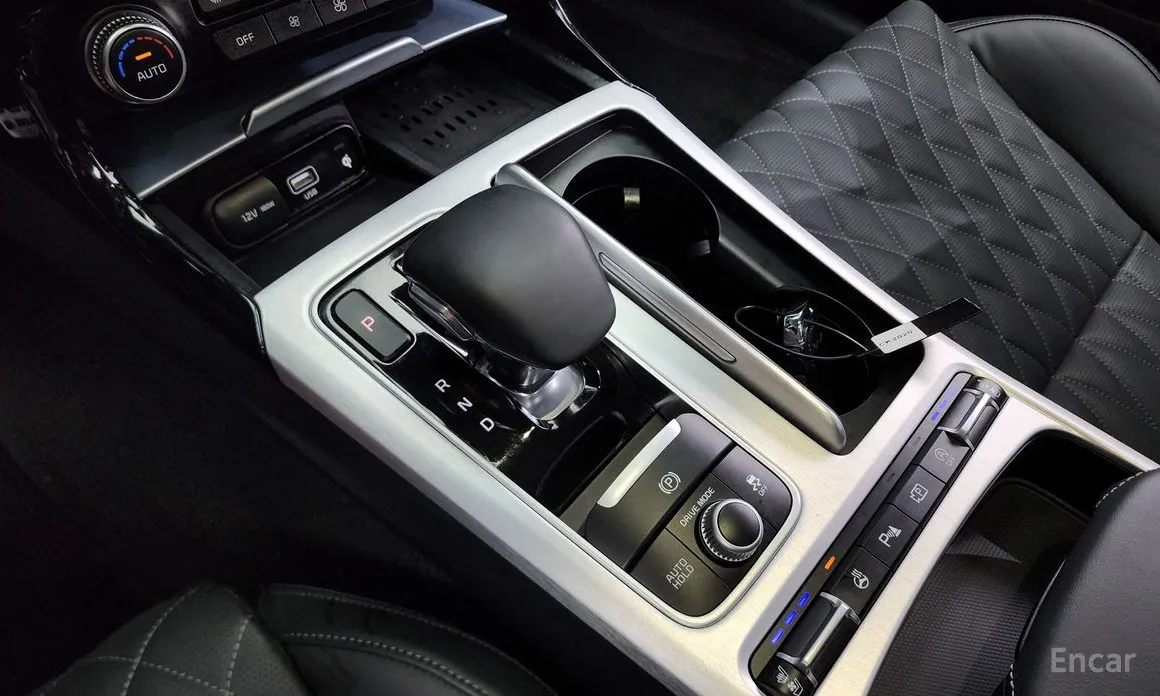 Фото 9 - Kia Stinger