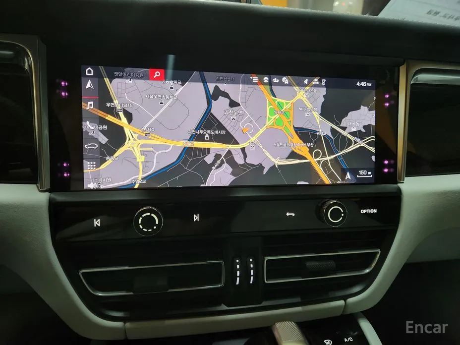 Фото 15 - Porsche Macan